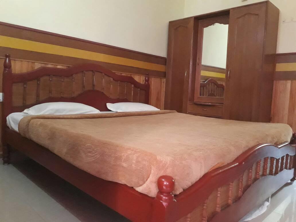 Yogi Residency Hotel โกไดกานัล ภายนอก รูปภาพ