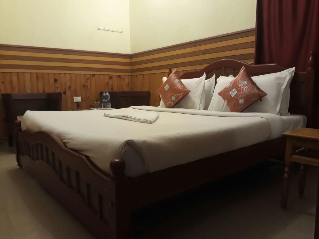 Yogi Residency Hotel โกไดกานัล ภายนอก รูปภาพ